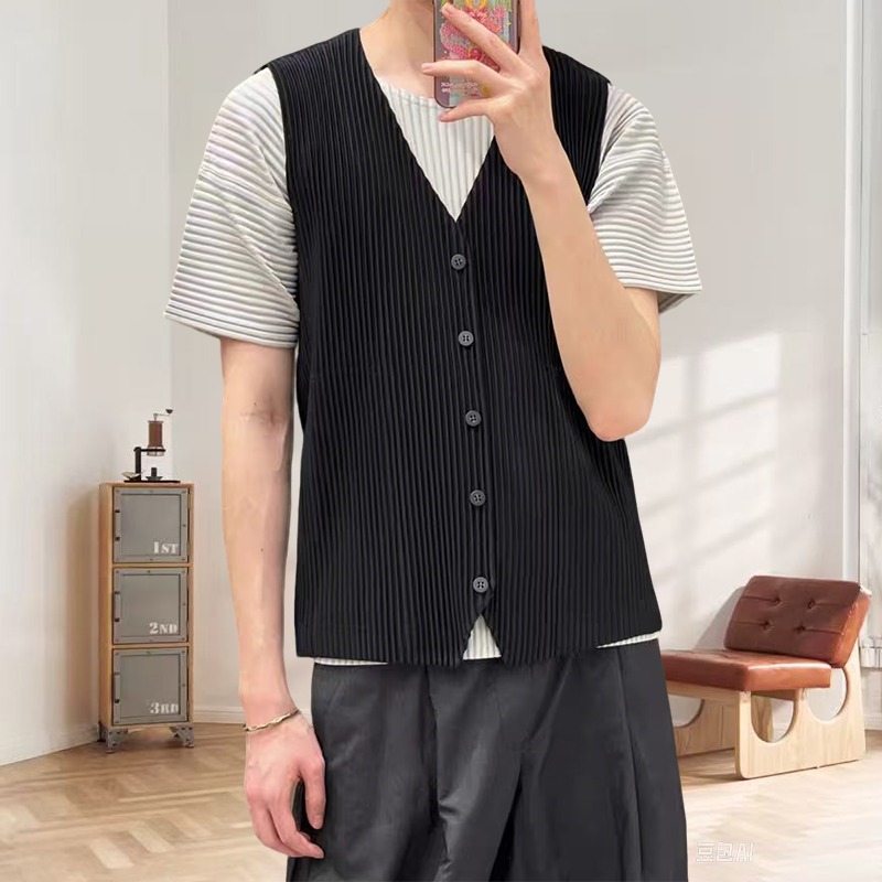 Miyake Pleated Original Unders – Undershirt Crew Neck Bewertung und Preis